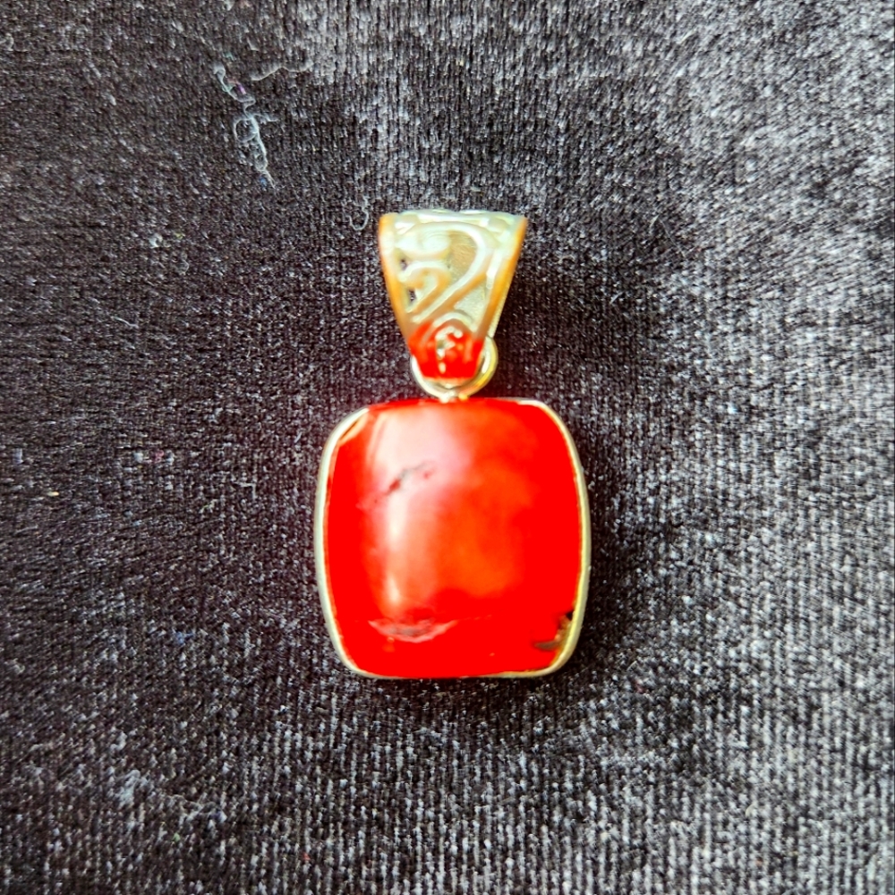 PENDANT-STERLING SILVER